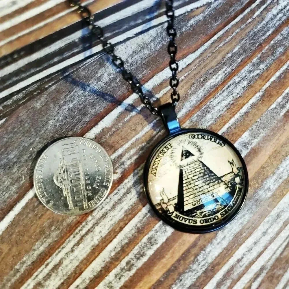 lluminati Eye Glass Necklace Black - Picture 2 of 3